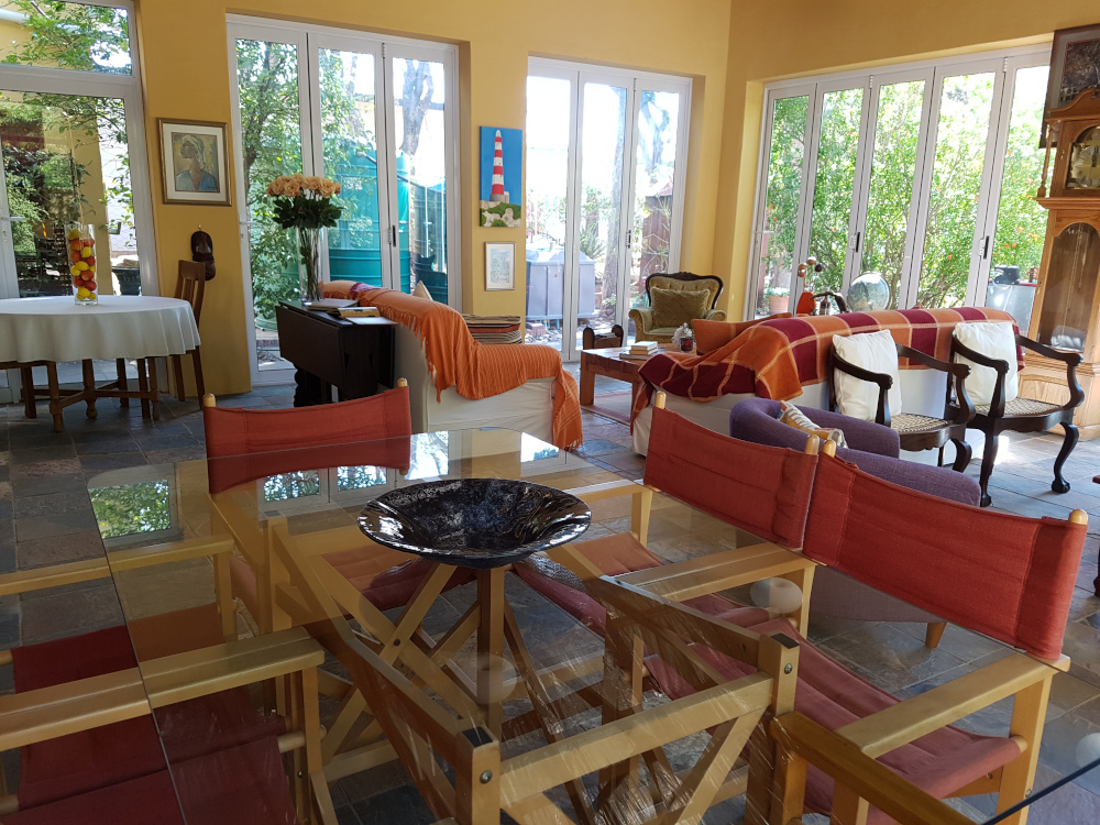 Steytlerville Guest House and accommodation lounge area