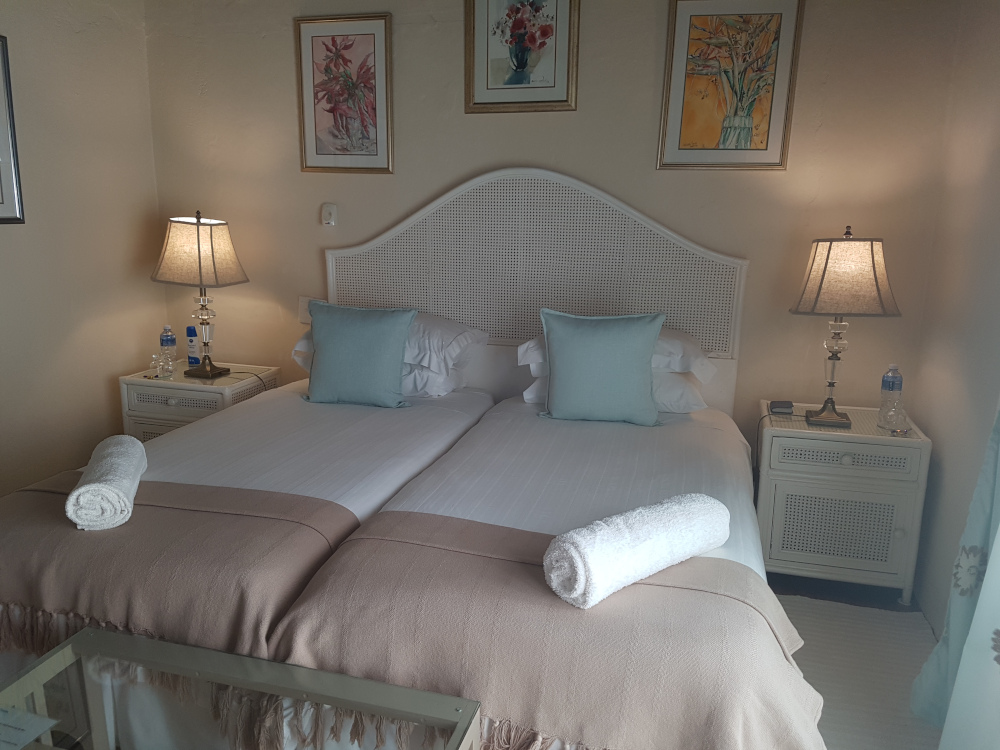 Steytlerville Guest House Patio Suite Accommodation